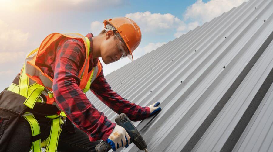 Owens Corning roofing contractor in Clyde, KS