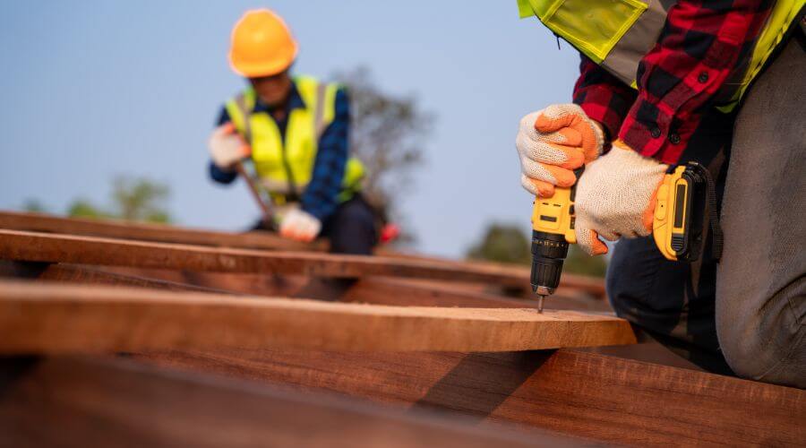 Expert Emergency Roof Repairs services in Clyde, KS